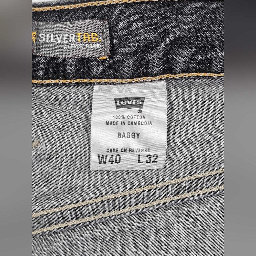 Vintage Levi's Silver Tab Men's 40x32 Relaxed‎ Fit Baggy Jeans in Charcoal - Picture 11 of 12